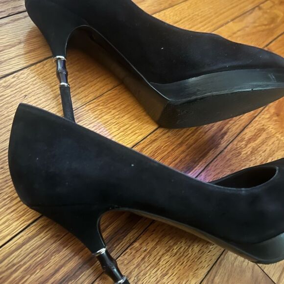 Gucci Bamboo Accent Black Suede Heels - Picture 11 of 12